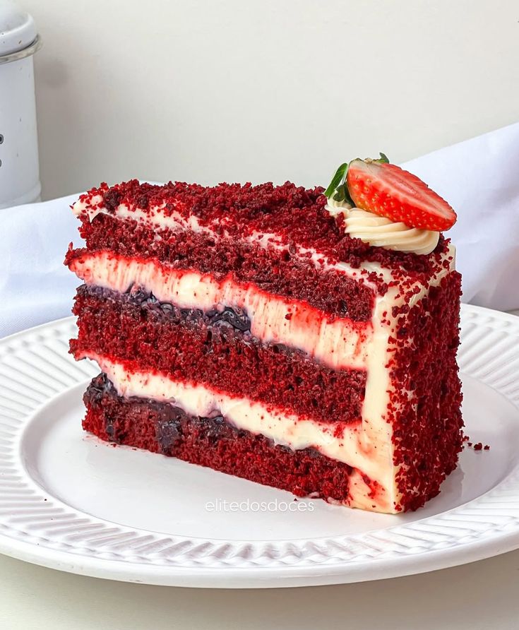 Red Velvet Slice Cake